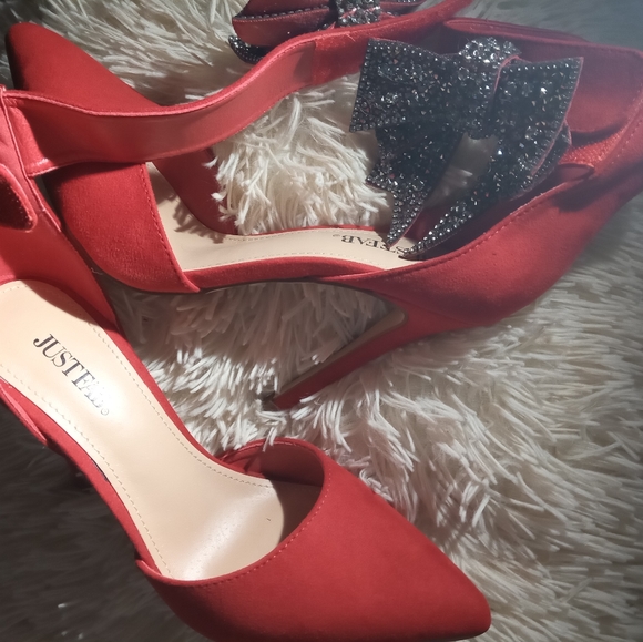 Heels - Picture 6 of 11